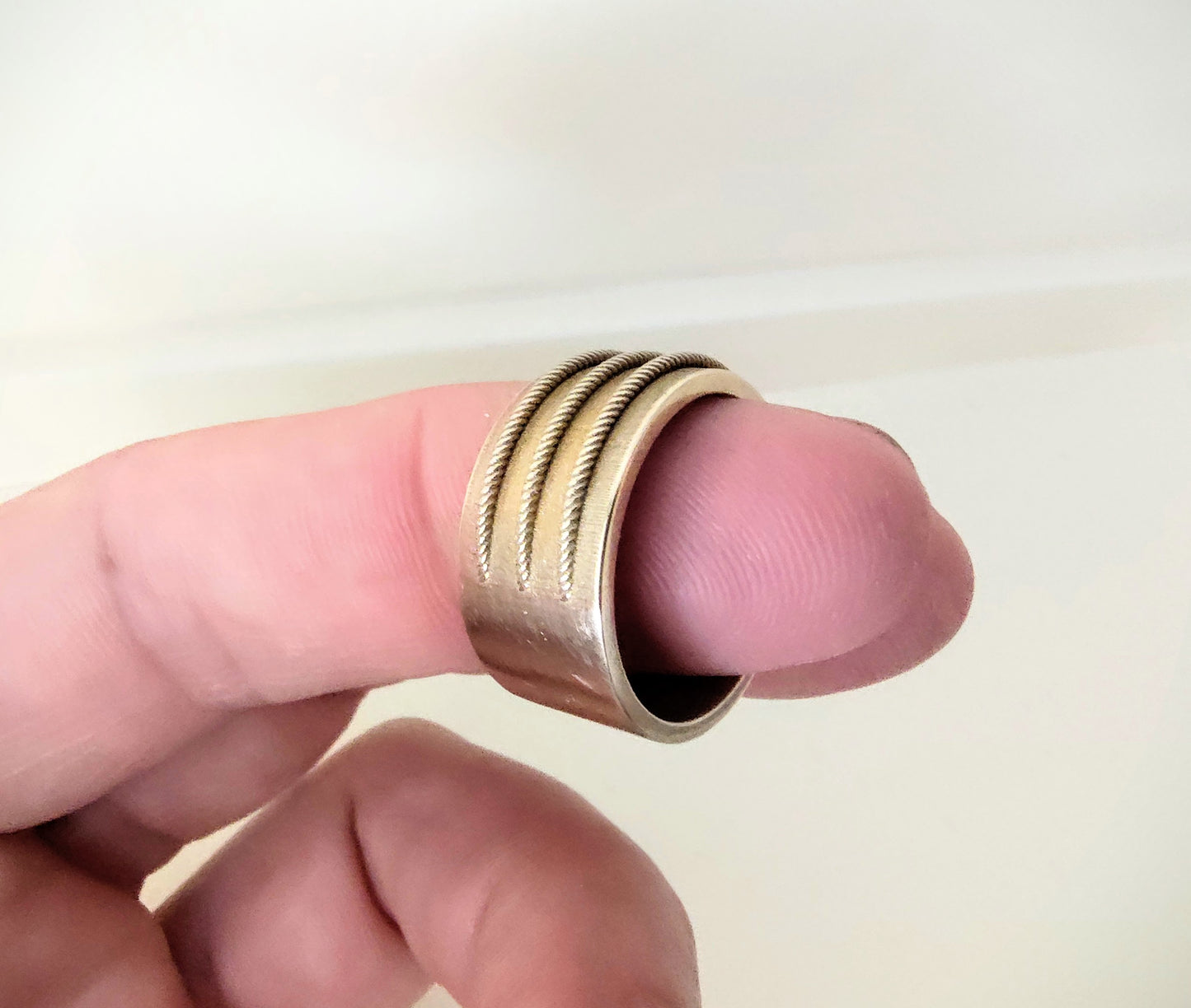 Finger Tender Ring